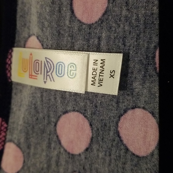 LuLaRoe long sleeve tunic, size XS - Picture 2 of 6
